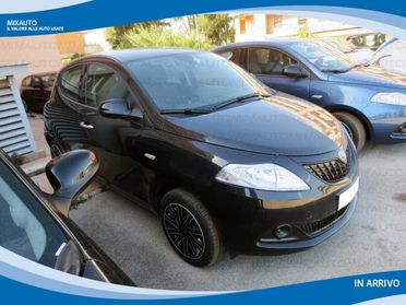 LANCIA Ypsilon Hybrid 1.0 FireFly 70cv 5 Porte Gold EU6 KM Ø