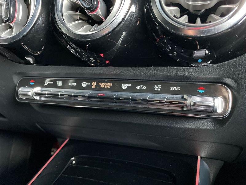 Mercedes-Benz GLA GLA 200 d Automatic Premium