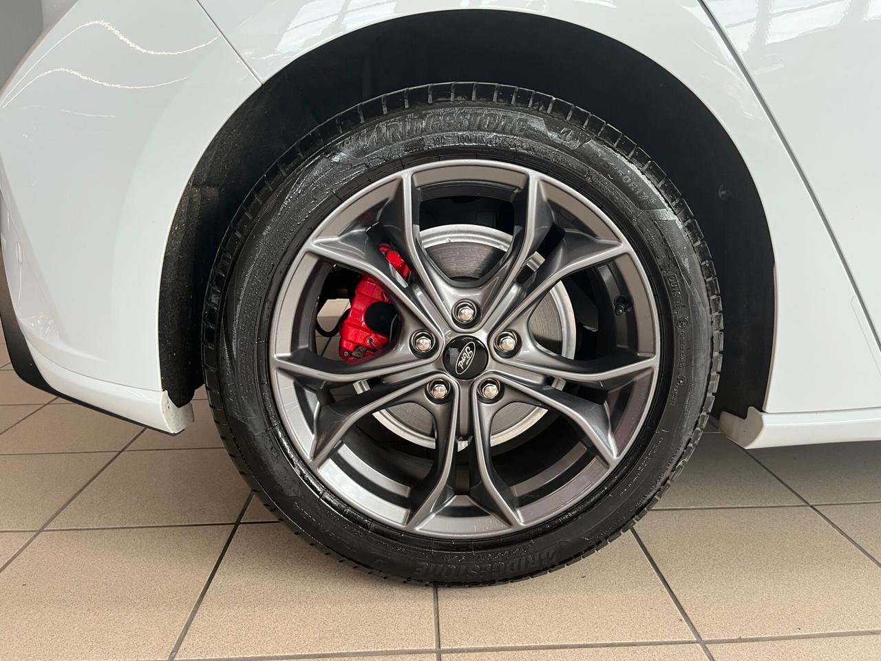 Ford Focus 1.0 EcoBoost 125 CV automatico 5p ST-Line