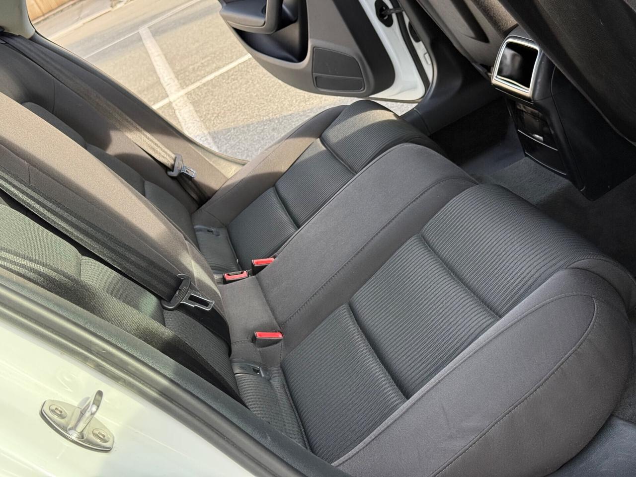 Audi A4 Avant 2.0 TDI 150 CV Advanced-PERMUTABILE