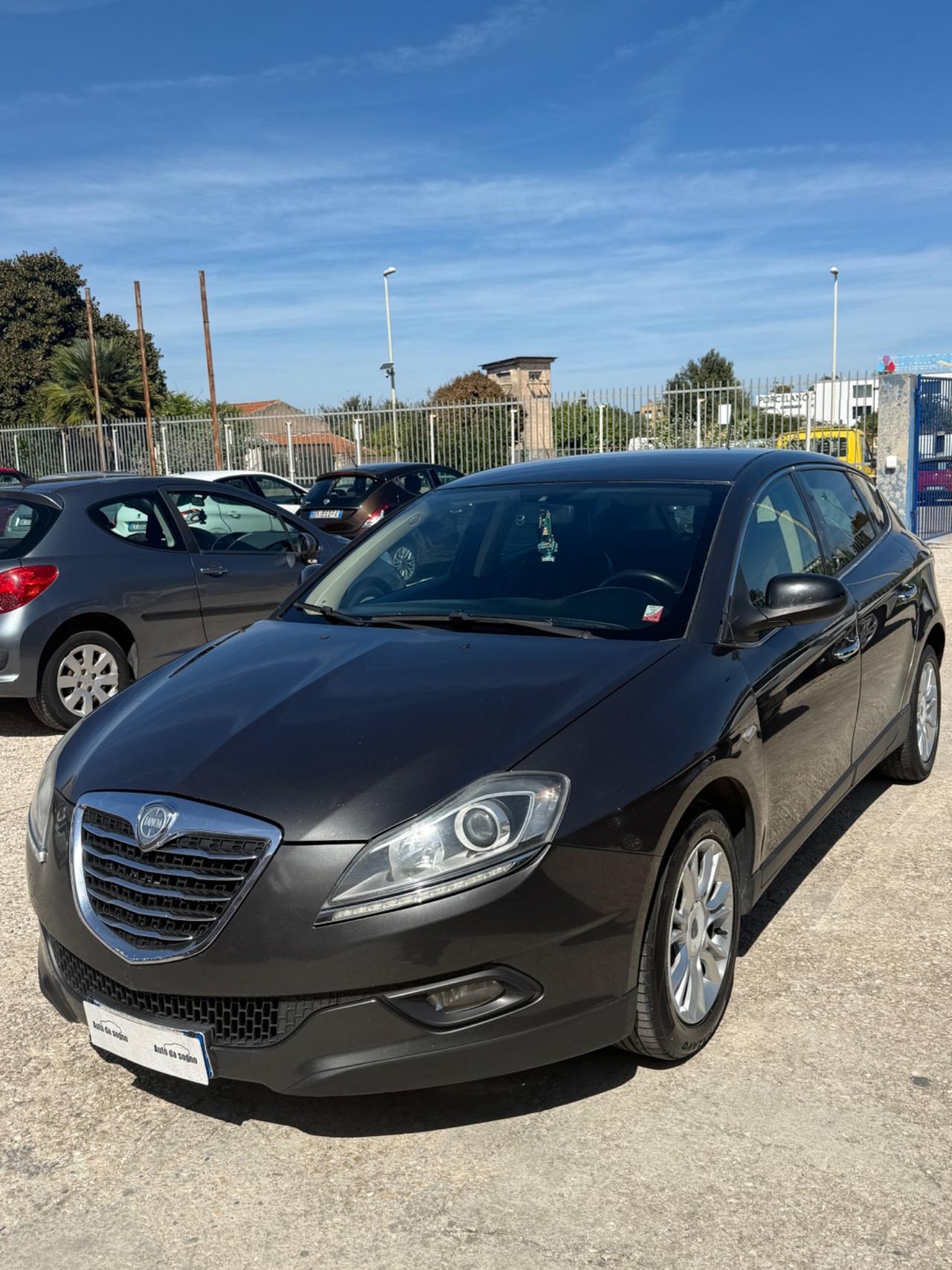 Lancia Delta 1.6 MJT DPF Business