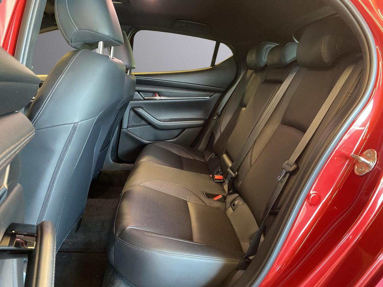 Mazda 3 5p 2.0 m-hybrid Exclusive 186cv 6at