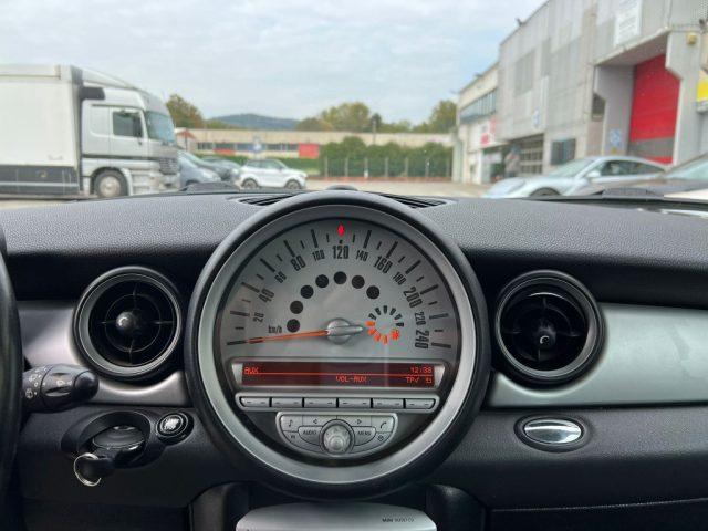MINI Cooper 1.6 16V Cooper Chili