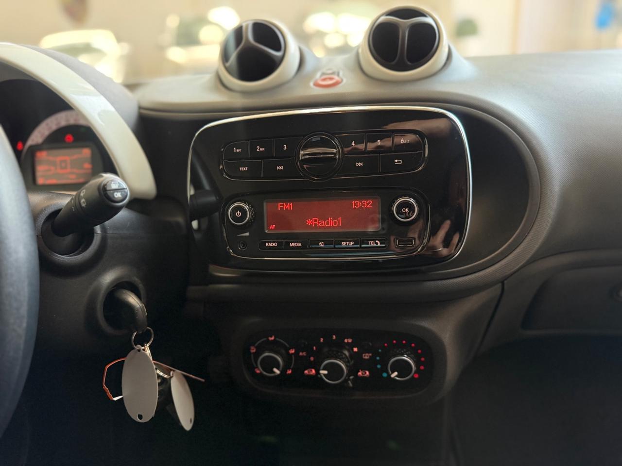 Smart ForTwo 1.0 60CV BENZINA NEOPATENTATI