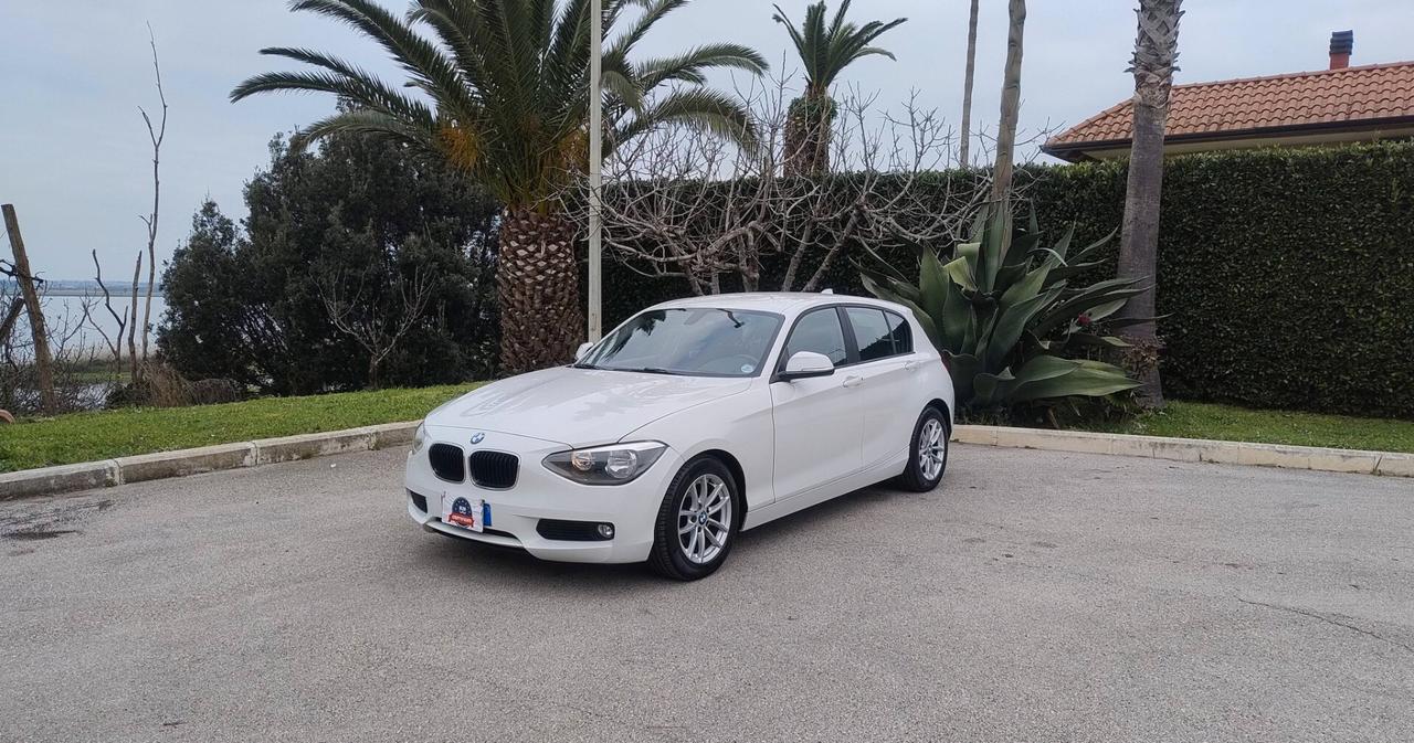Bmw 116 116d 5p. Efficient Dynamics Urban