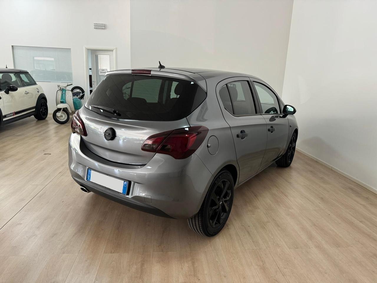 Opel Corsa 1.4 90CV 5 porte Advance