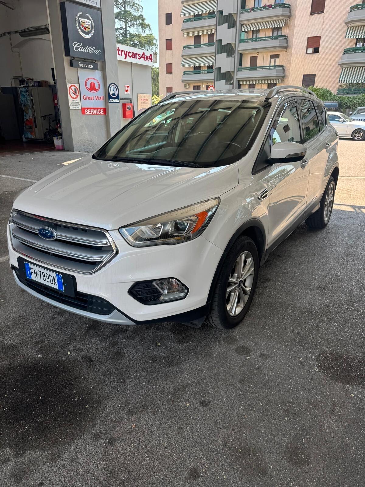 Ford Kuga 2.0 TDCI 150 CV S&S 4WD Powershift Business