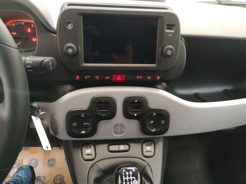FIAT Panda Cross Panda 1.0 firefly hybrid Garmin s&s 70cv 5p.ti