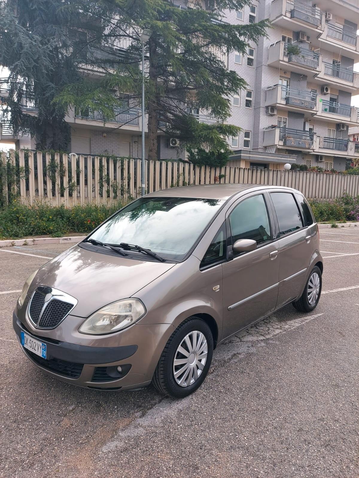 Lancia MUSA 1.3 Multijet 69CV Oro EURO4