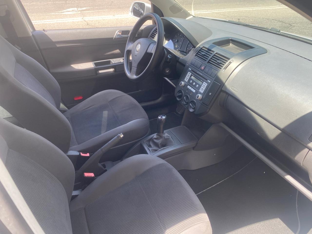 Volkswagen Polo 1.2/70CV 12V 5p. Comfortline 2009