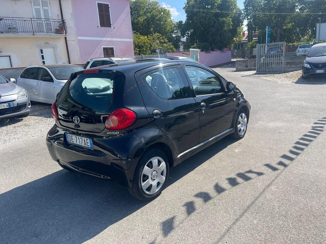 Toyota Aygo 1.0 12V VVT-i 5 porte Sol