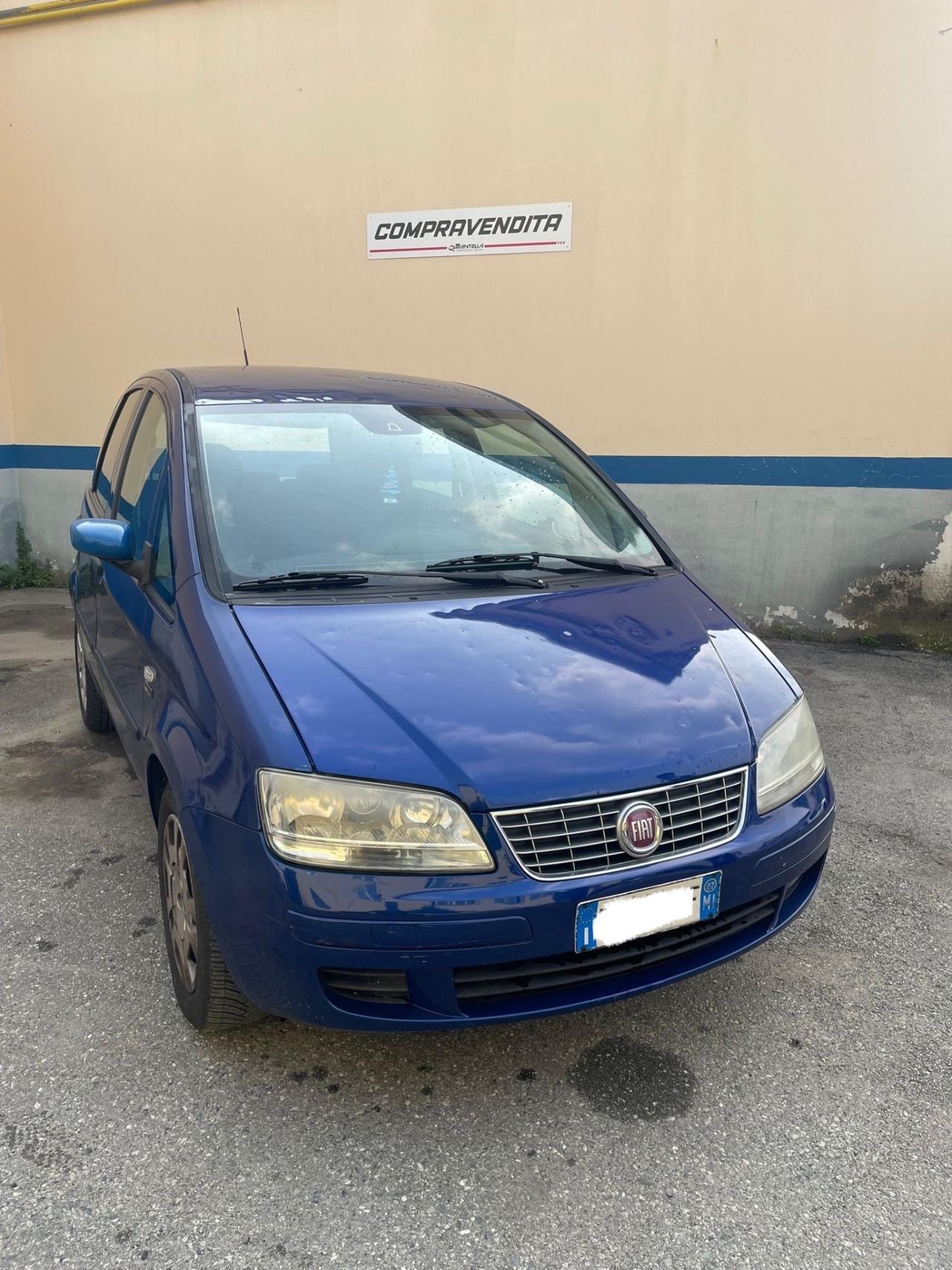 Fiat Idea 1.2 16V BlackLabel