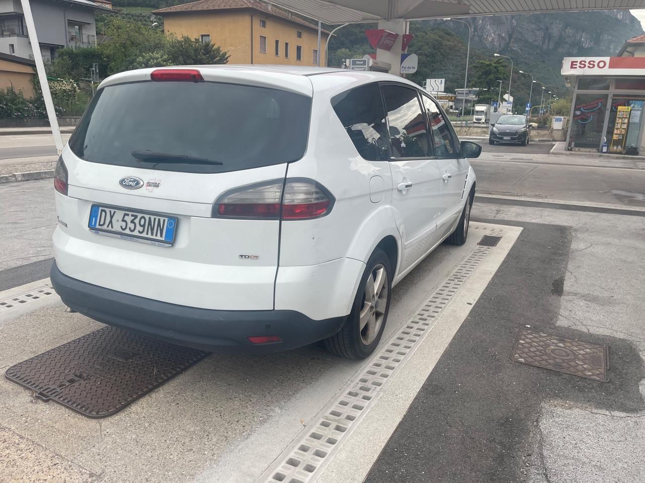 FordS-Max+ 2.0 TDCi 140CV DPF NEOPATENTATI