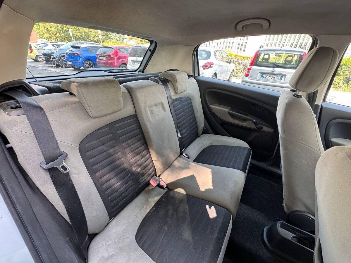 Fiat Punto 1.3 mjt 16v Actual 75cv 5p