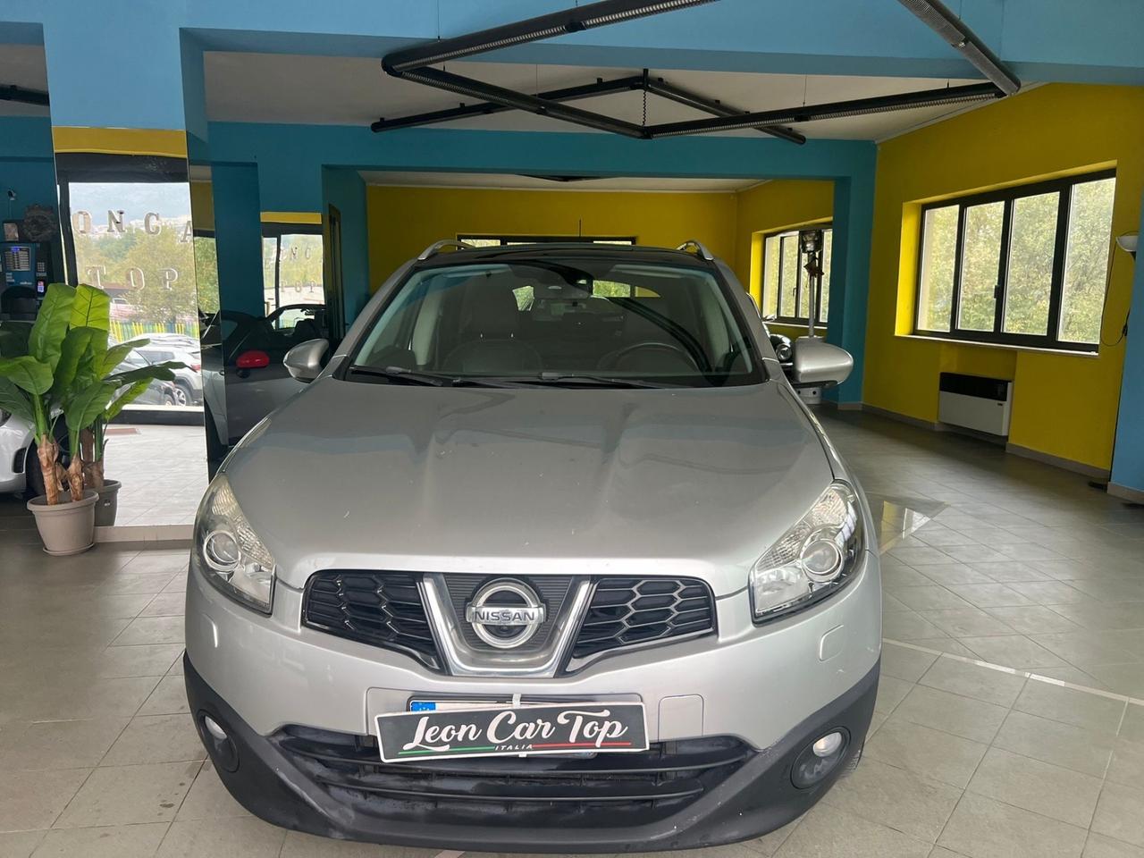 Nissan Qashqai 1.6 dCi tetto in vetro pelle full garantita 12 mesi