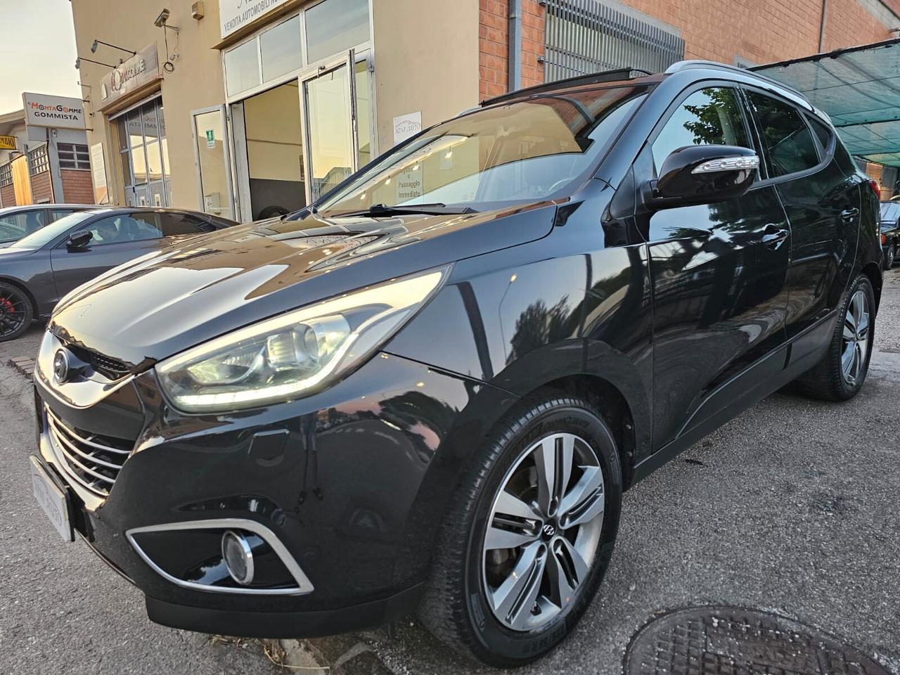 Hyundai iX35 1.7 CRDi 115cv Blue*Pelle*Navi*Tetto*Bi-Xeno*Unipro*