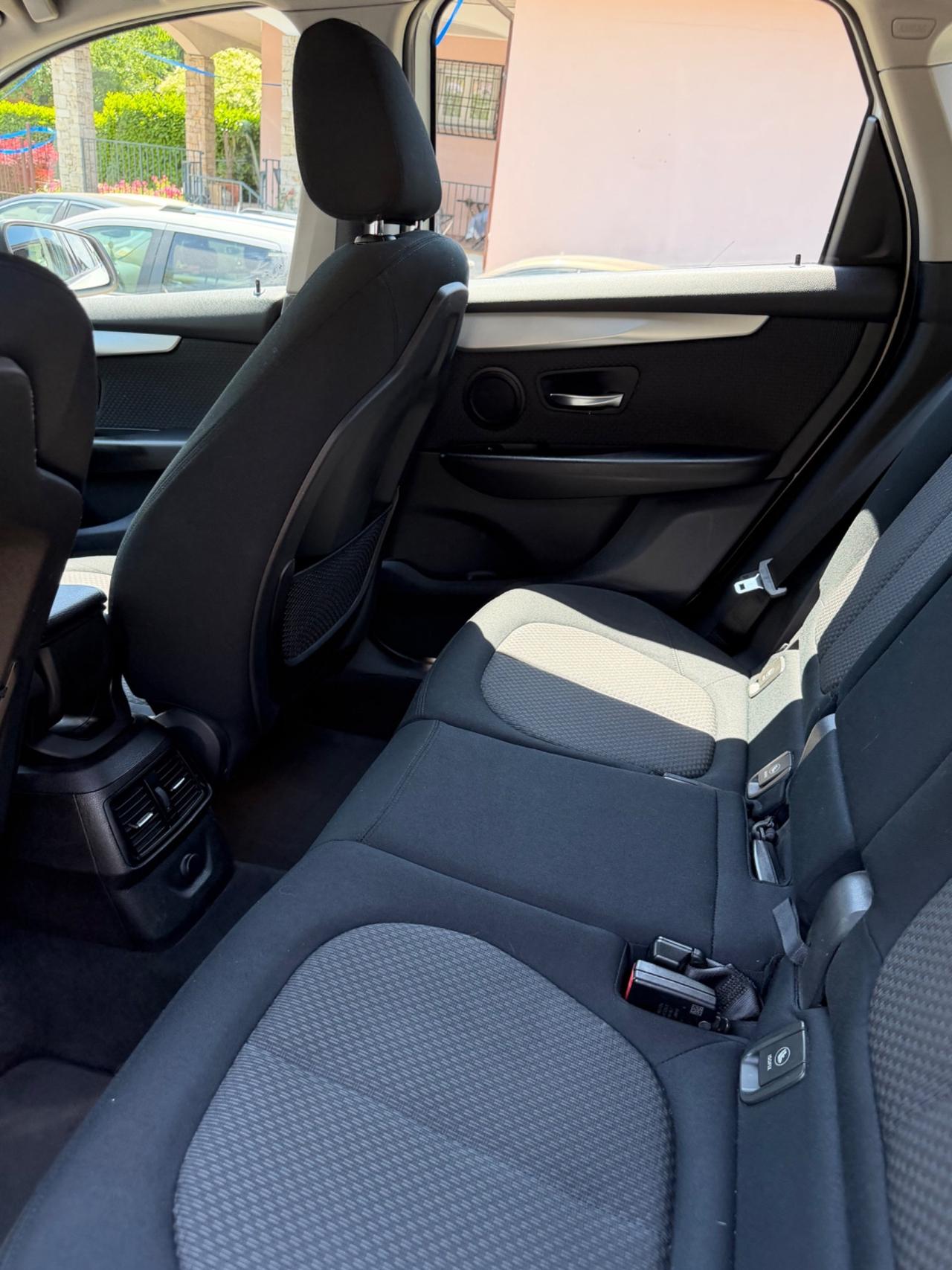 Bmw 216d ACTIVE TOURER SPORT EU6B KMCERT