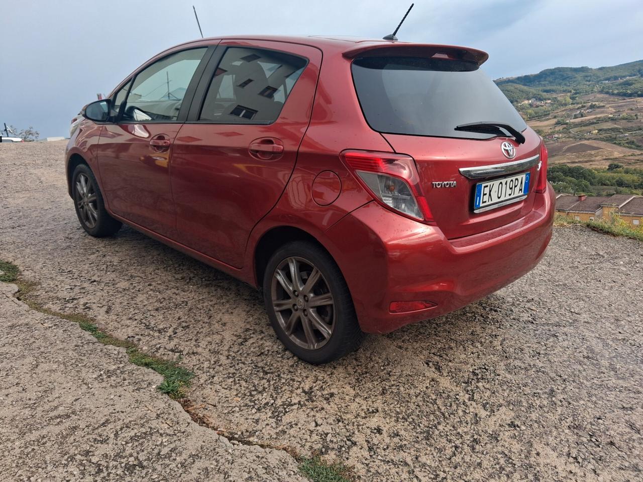 Toyota Yaris 1.3 5 porte Lounge