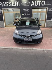Toyota Aygo 1.0 12V VVT-i 5 porte Sol