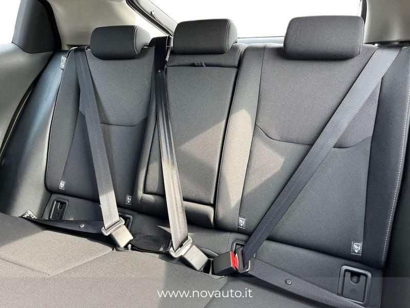 Toyota Prius Plug-in Hybrid Lounge