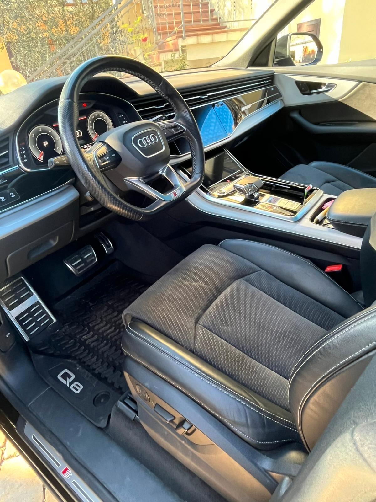 Audi Q8 50 TDI 286 CV quattro tiptronic Sport