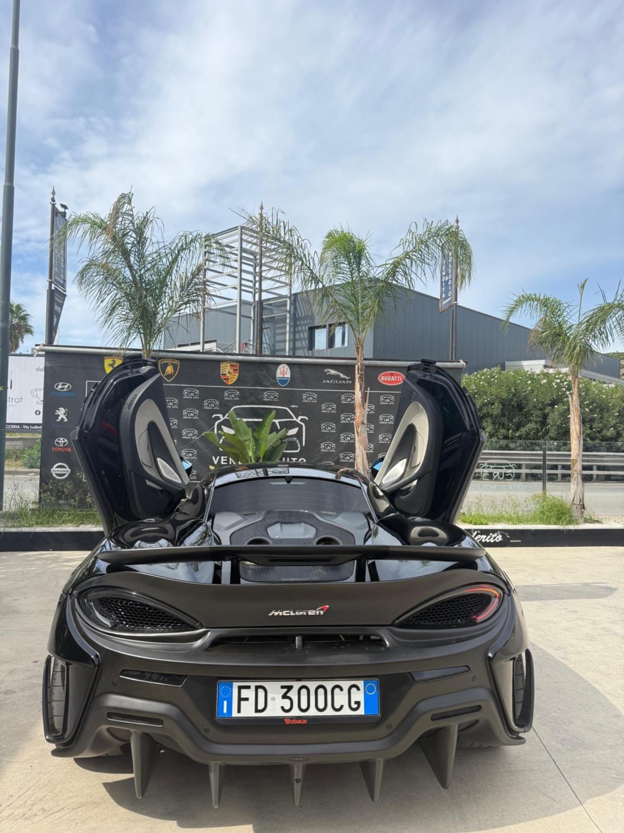 Mclaren 570GT allestimento 600LT