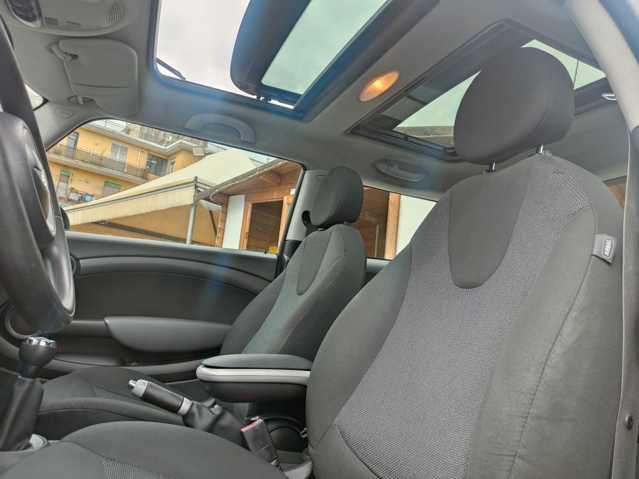 Mini 1.6 16V Cooper Diesel tetto apribile x neopatentati