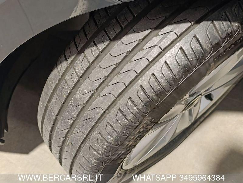 Volkswagen Golf Golf Variant 2.0 TDI SCR DSG Life