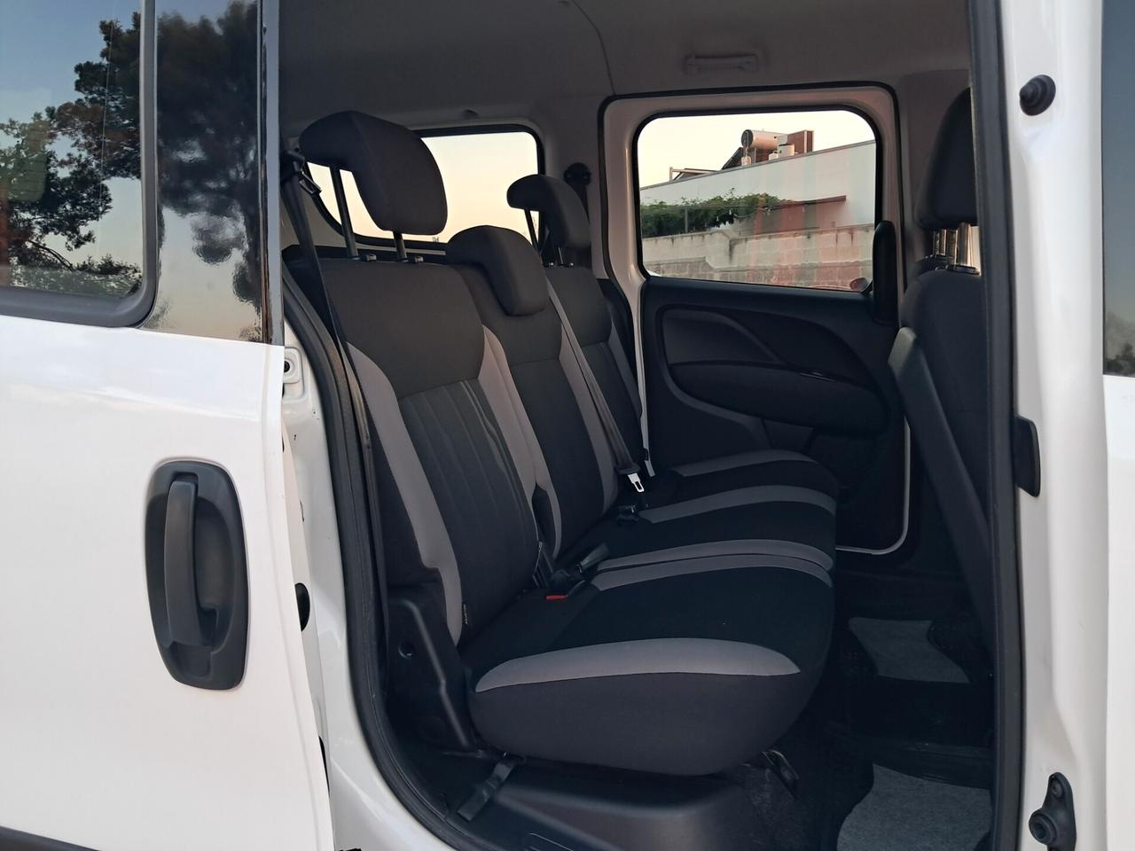 Fiat Doblò 1.6 MJT 120cv 5 Posti N1 PL Maxi Lounge *GANCIO T.*
