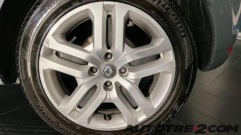 Renault Clio Clio 0.9 tce Moschino Zen Gpl 90cv