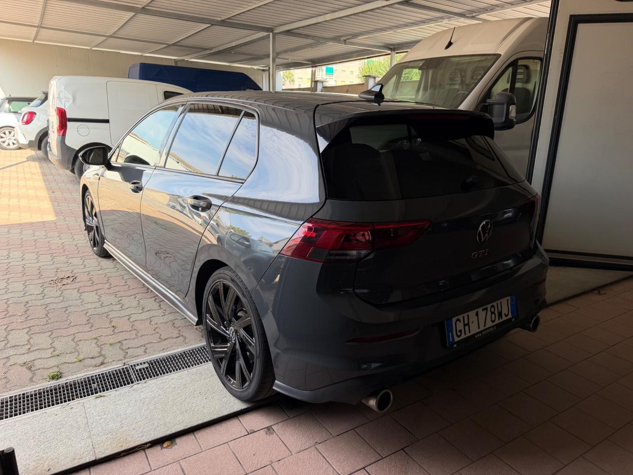 Volkswagen Golf GTI 2.0 TSI