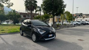 Toyota Aygo Connect 1.0 VVT-i 72 CV 5 porte x-cool MMT