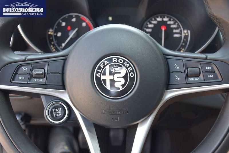 Alfa Romeo Giulia 2.2 Turbodiesel 180 CV Super