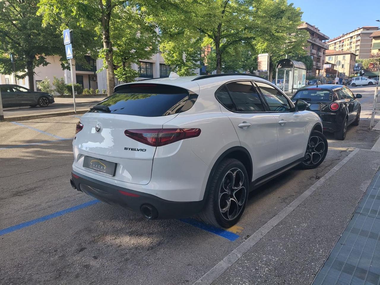 Alfa Romeo Stelvio Executive 2.2 #11109