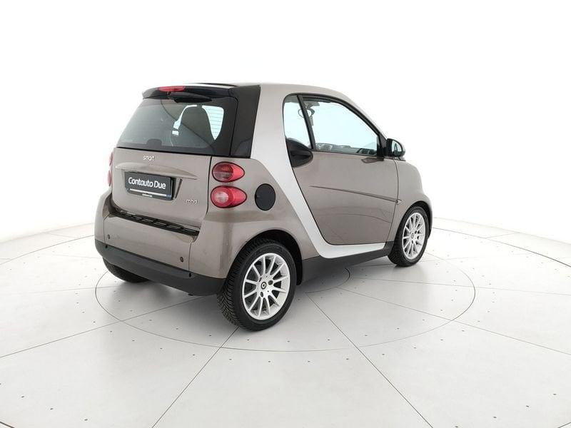smart fortwo fortwo 1000 52 kW MHD coupé passion