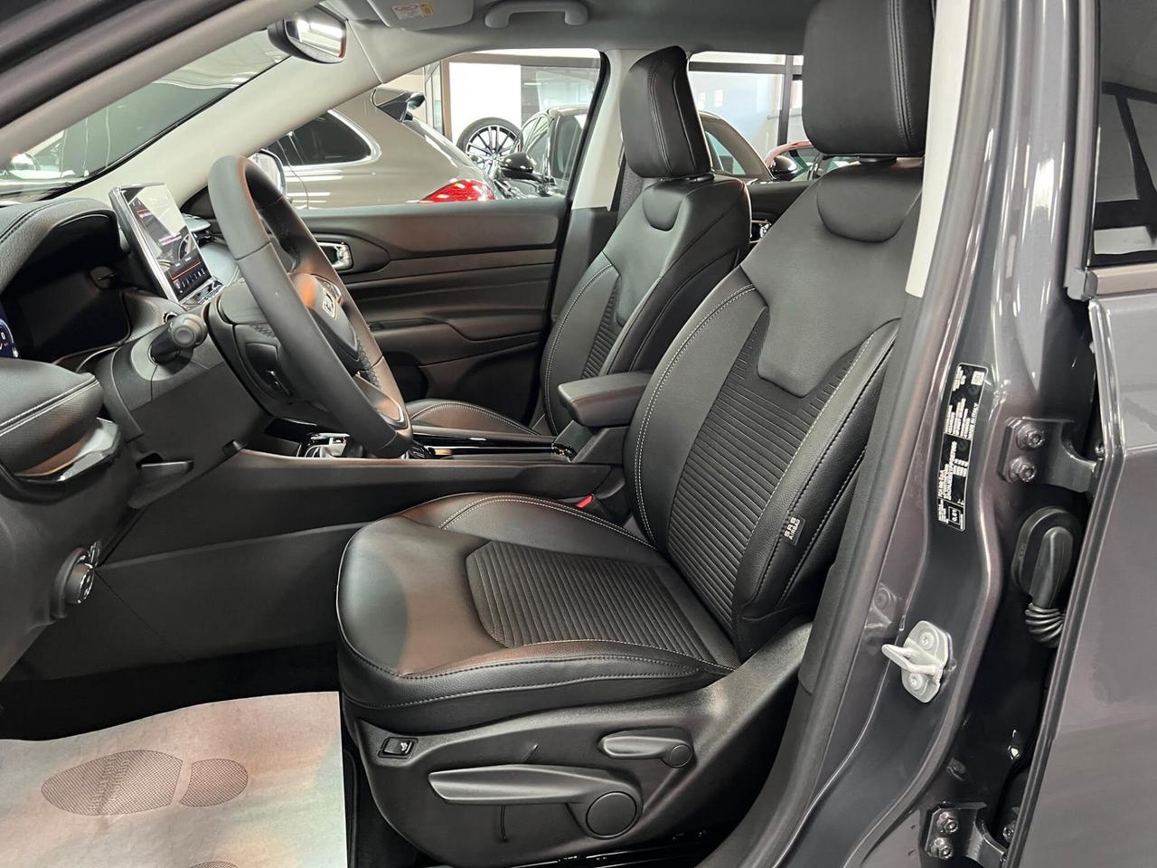 Jeep Compass 1.6 Multijet II 2WD Night Eagle