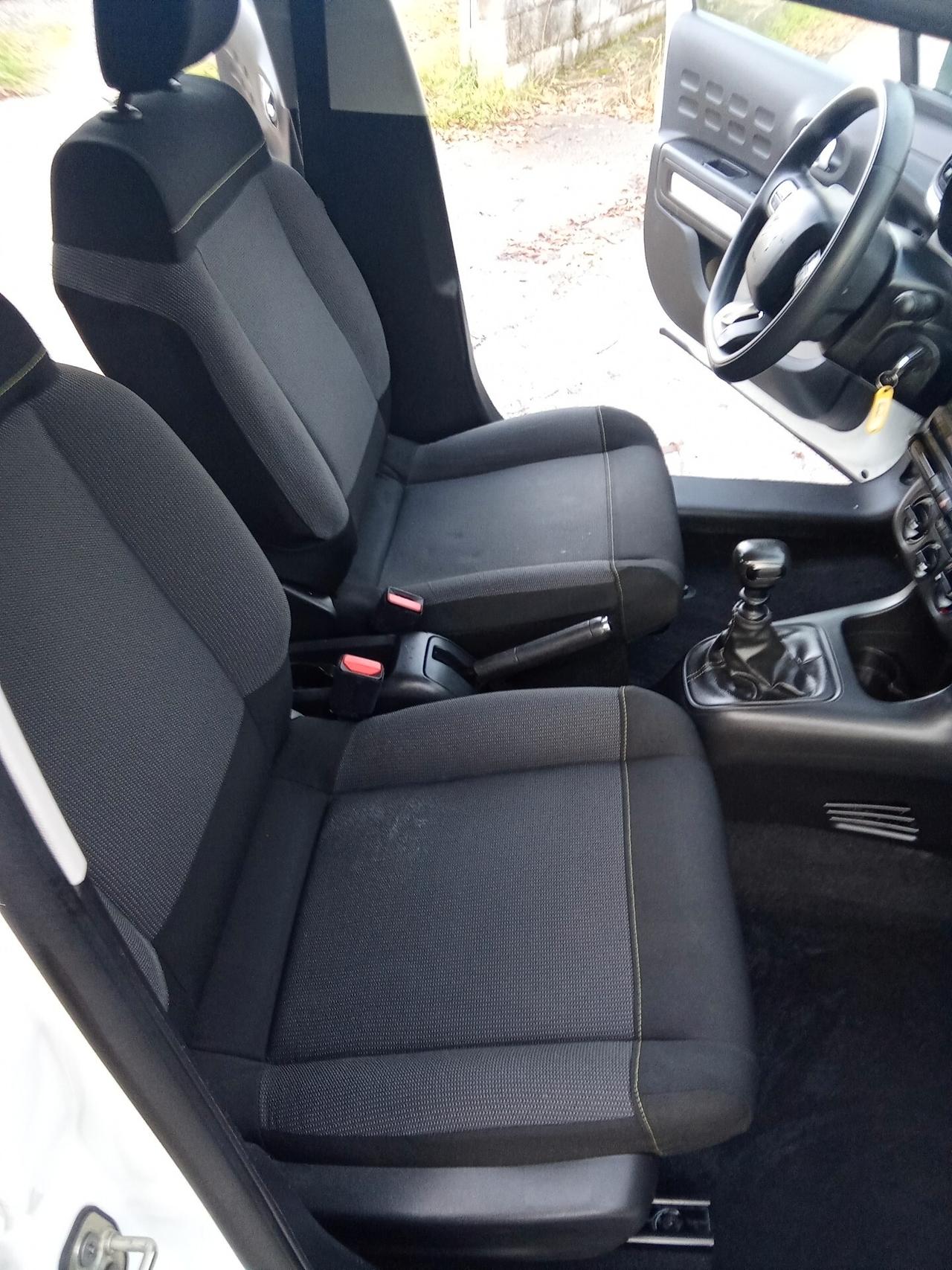 Citroen C3 BlueHDi 100 N1 021