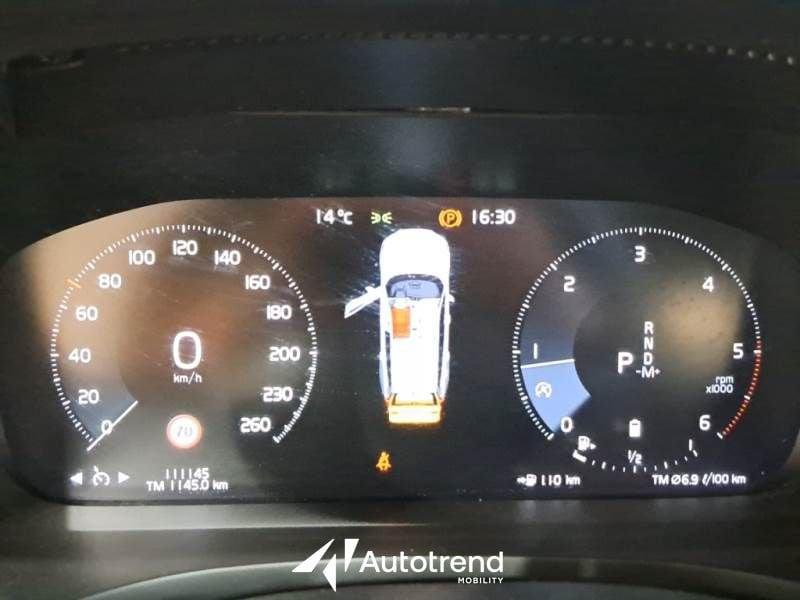 Volvo V60 B4 197+14 CV Mild Hybrid Diesel Automatica Momentum Business