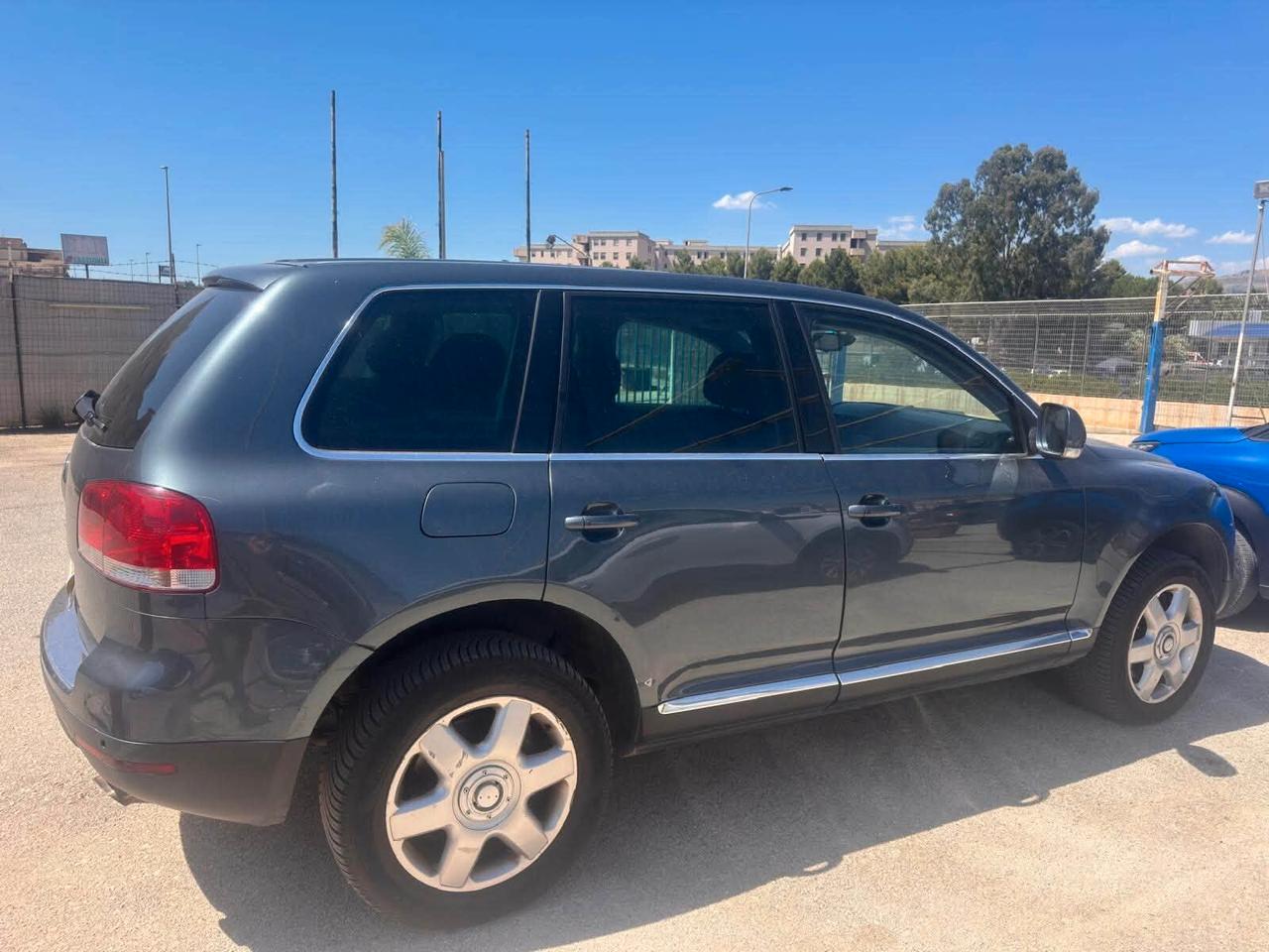 Volkswagen Touareg 5.0 V10 TDI tiptronic
