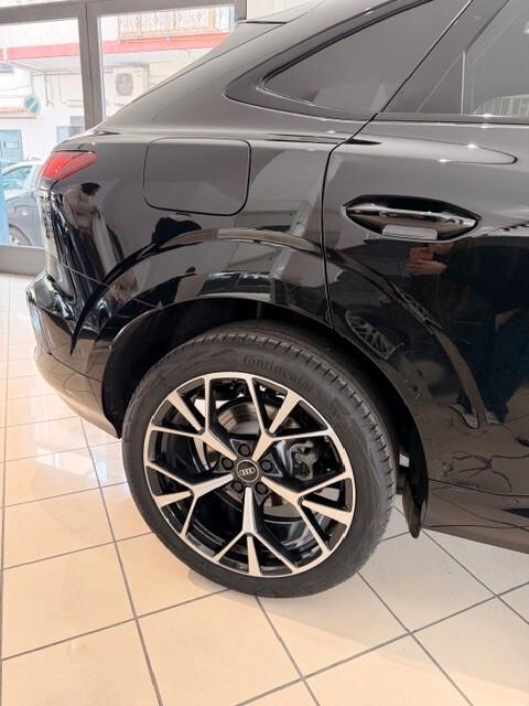 Audi Q3 Sportback Black line 35 TDI S-tronic NEW MODEL