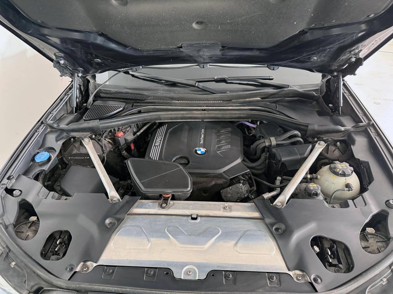 BMW X3 xDrive20d 48V Business Advantage