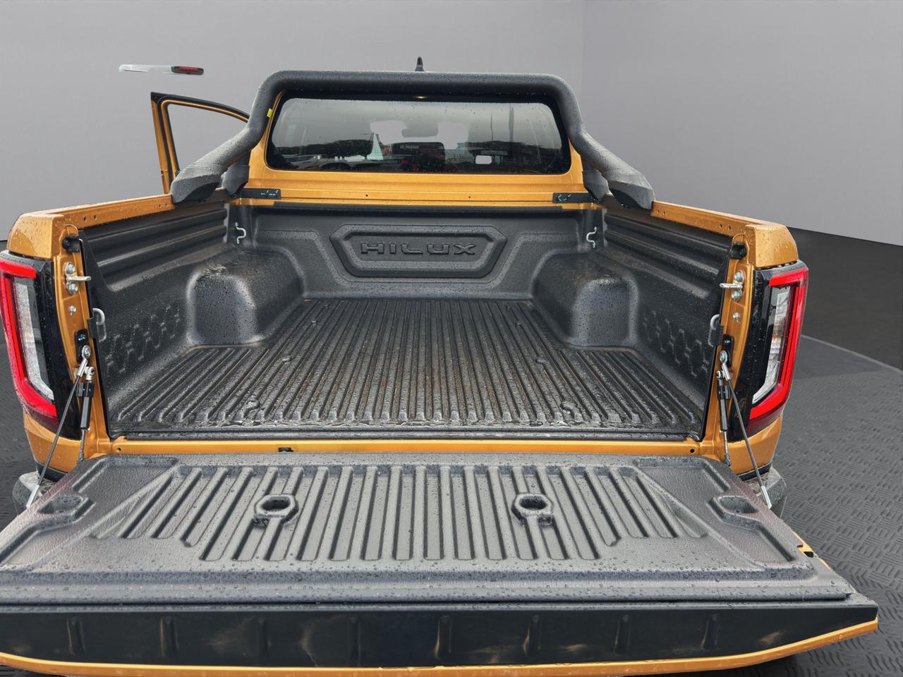 Toyota Hilux 2.8 d-4d 48V double cab Invincible