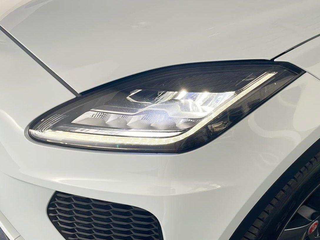 JAGUAR E-Pace 2017 - E-Pace 2.0d i4 R-Dynamic S awd 150cv auto my19