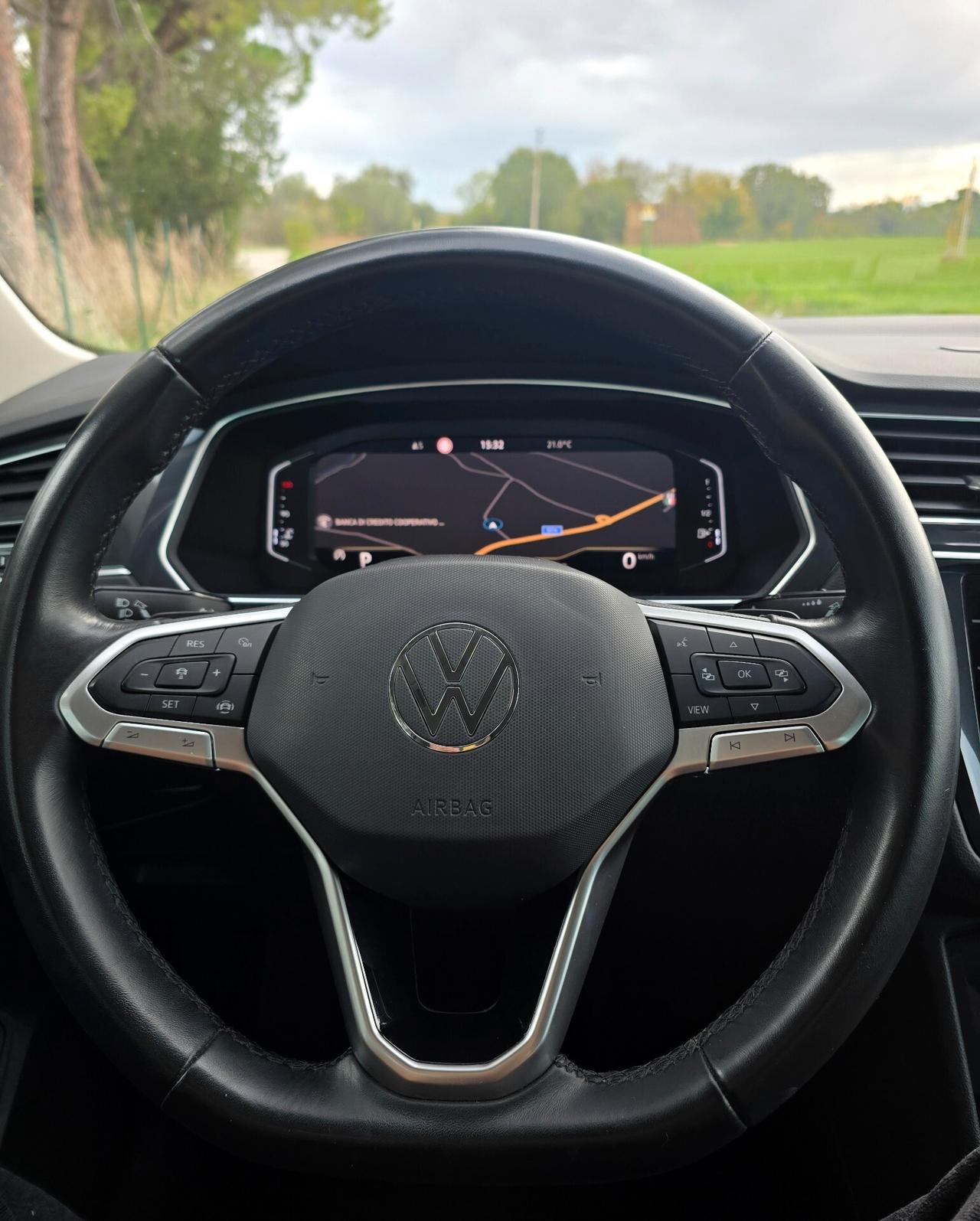 Volkswagen Tiguan 2.0 TDI 150 CV SCR DSG Elegance