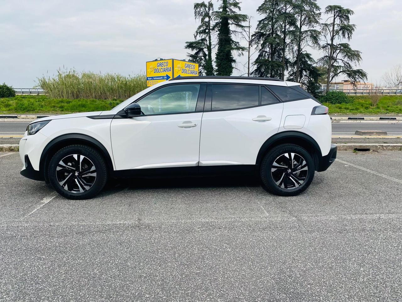 Peugeot 2008 PureTech 130 S&S EAT8 GT