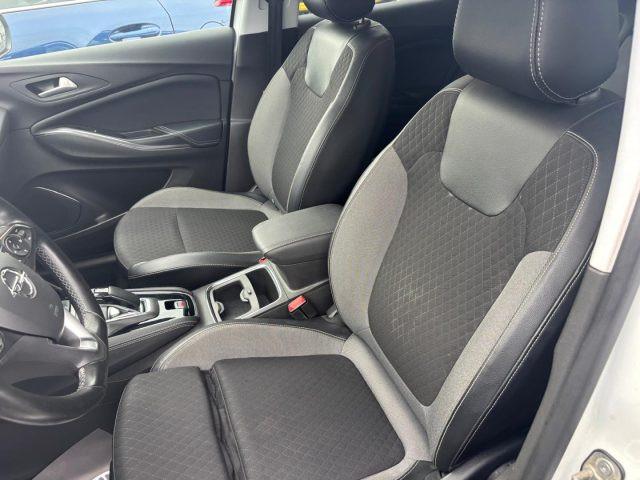 OPEL Grandland X 1.6 Hybrid Plug-in aut. AWD Design Line