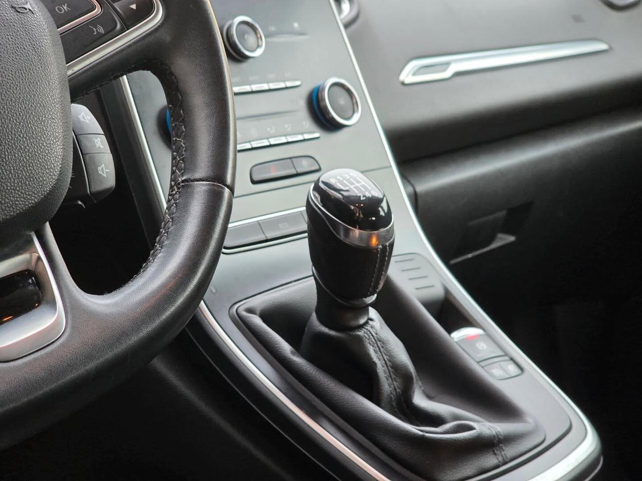 Renault Scenic Scénic Blue dCi 120 CV Initiale Paris