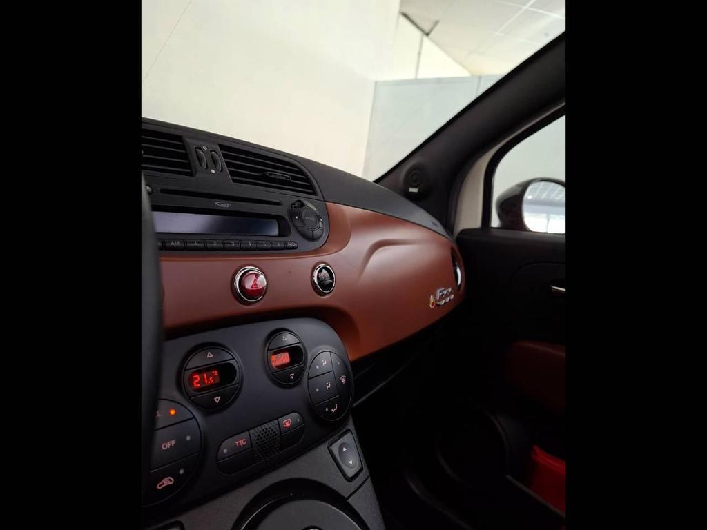 Abarth 500C 1.4 Turbo T-Jet MTA