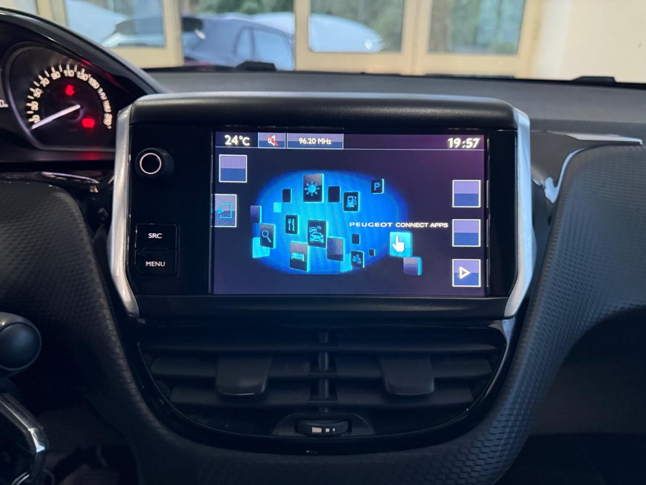 Peugeot 208 1.2 VTI 82 5P Allure STYLE+NAVI/LED2017