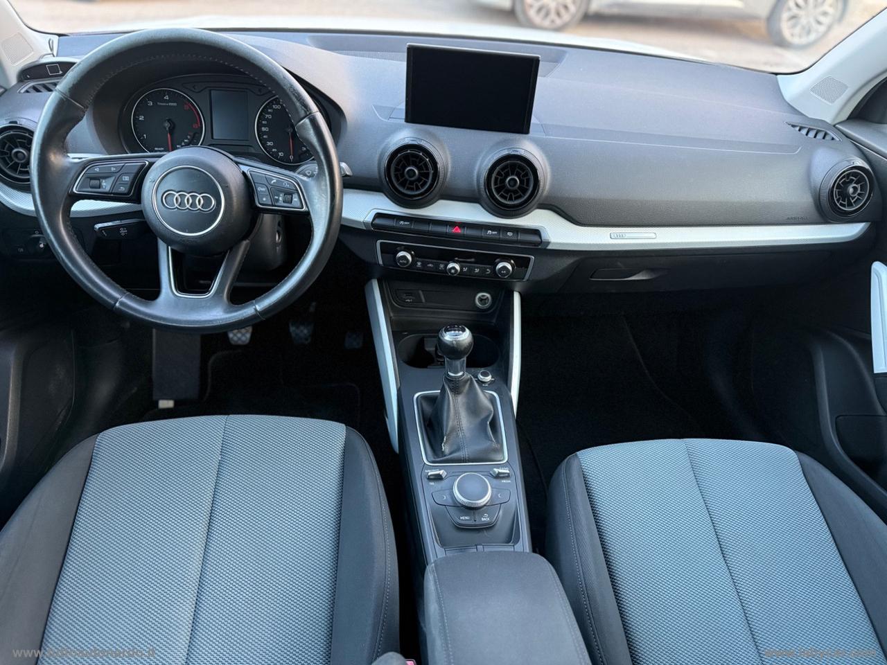 AUDI Q2 1.6 TDI S tronic S line Edition